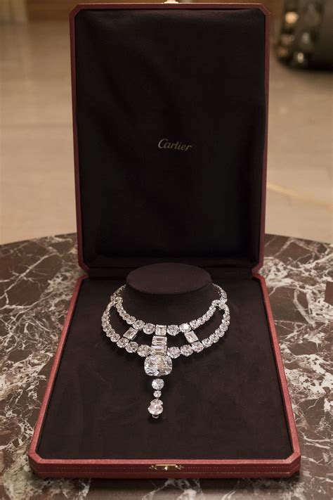 sell my cartier diamond necklace|cartier diamond necklace ocean's 8.